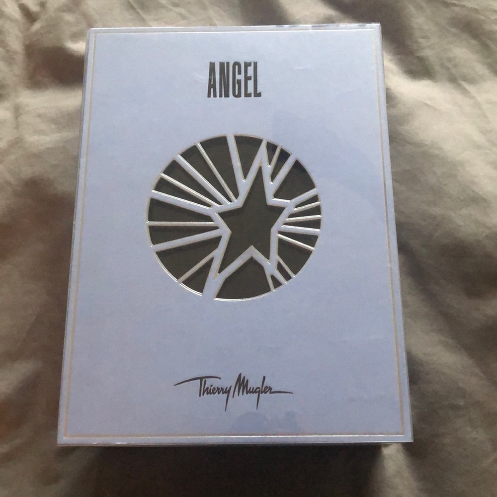 ⭐️SOLD ON M⭐️ Thierry Mugler Set